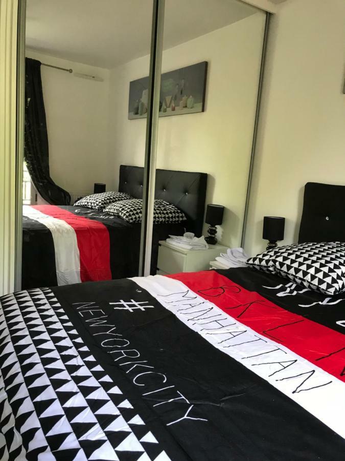 Chambre D'Hote Disneyland Esprit บุสซี-แซ็ง-ฌอร์ฌ ภายนอก รูปภาพ