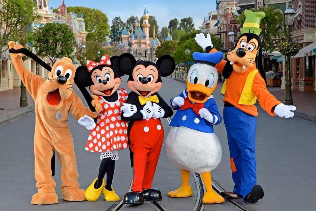 Chambre D'Hote Disneyland Esprit บุสซี-แซ็ง-ฌอร์ฌ ภายนอก รูปภาพ
